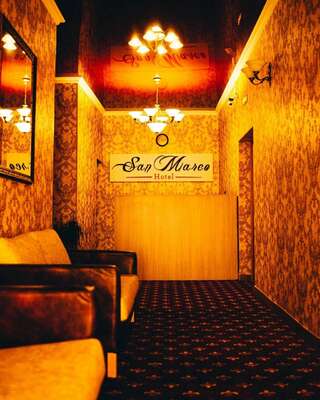 Гостиница San Marco Сибай Двухместный номер с 1 кроватью или 2 отдельными кроватями и собственной ванной комнатой-1